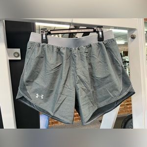Under Armour Women's Fly By Loose Fit Training or Running Shorts Size S
